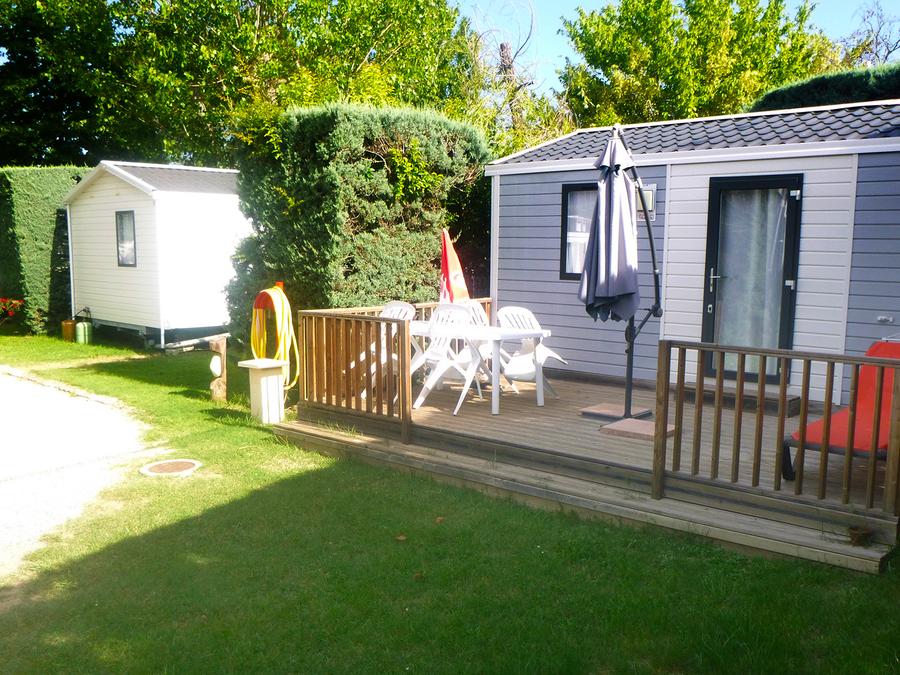 Mobilhome 2 personnes - Charme 20m² Confort (1ch - 2pers.) + Clim + Terrasse non-couverte 14