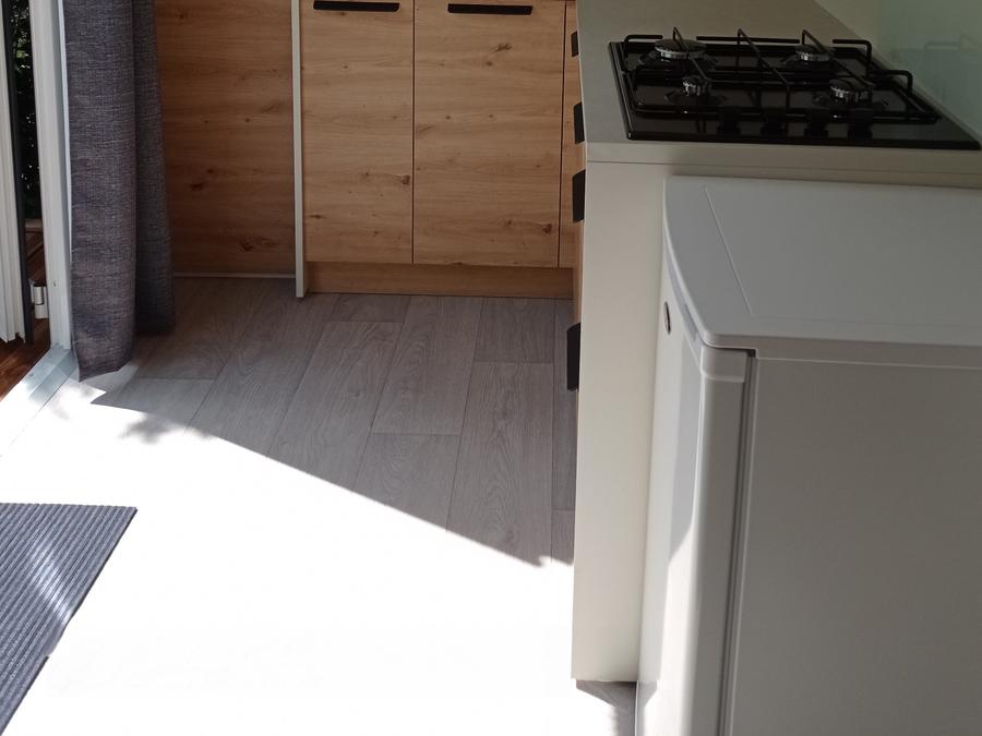 Mobilhome 2 personnes - Charme 20m² Confort (1ch - 2pers.) + Clim + Terrasse non-couverte 9
