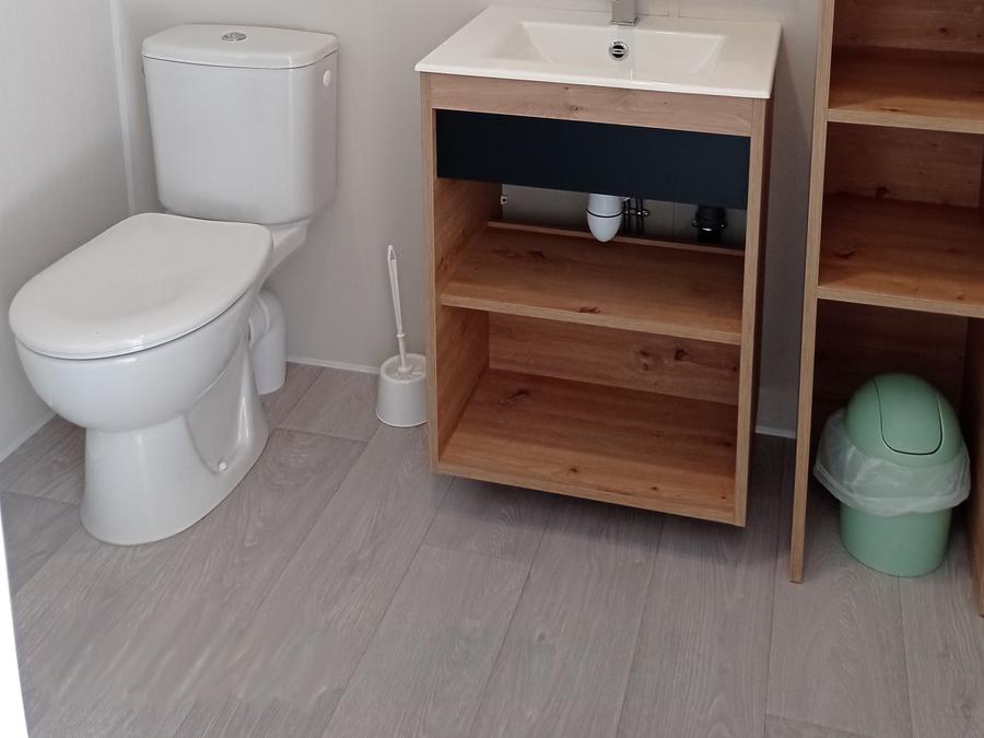 Mobilhome 2 personnes - Charme 20m² Confort (1ch - 2pers.) + Clim + Terrasse non-couverte 12