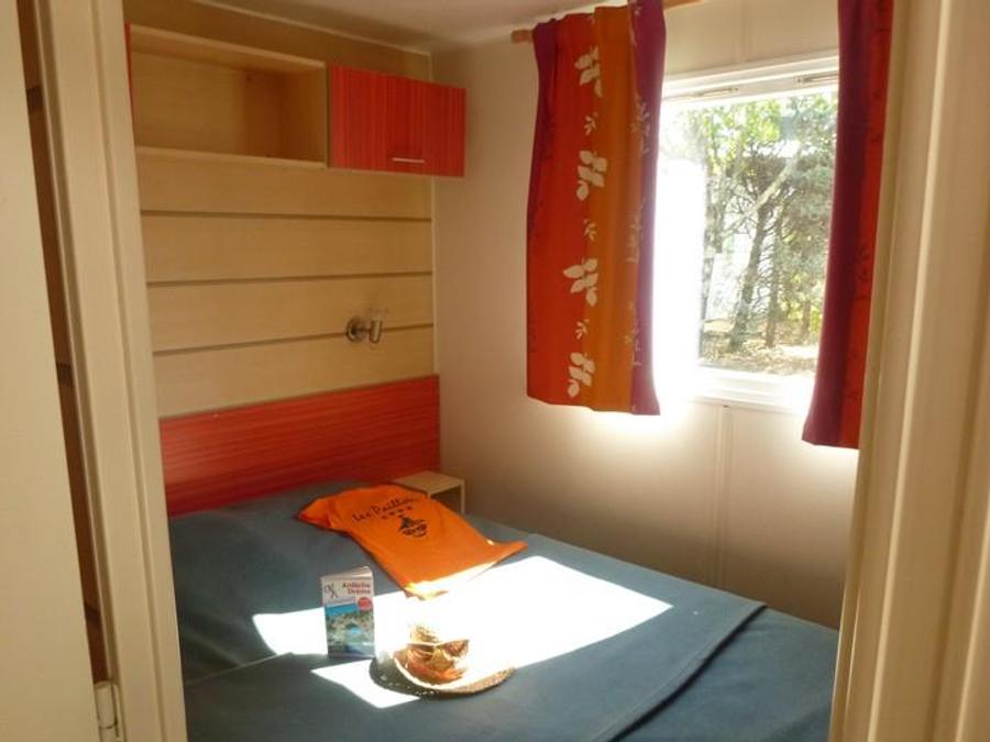 Mobilhome 6 personnes - 27,5m² Standard (2ch - 4/6pers.) + Clim + Paillotte extérieure 5