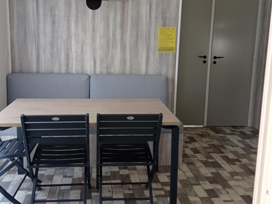 Mobilhome 7 personnes - 30m² Confort (2ch - 5/7pers.) + Clim + Terrasse couverte 4