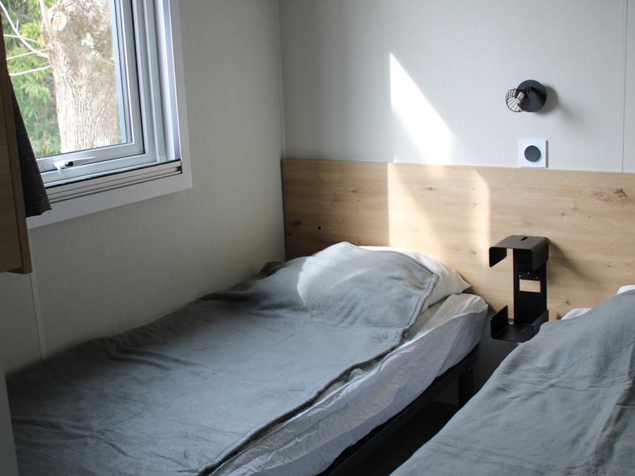 Mobilhome 7 personnes - Family 30m² Confort (3ch - 7pers.) + Clim + Terrasse couverte 3