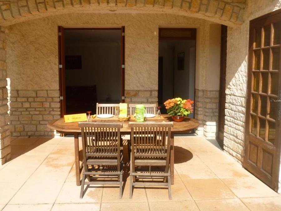 Gîte 8 personnes - Gîte Les Oliviers 80m² Premium (2ch - 8pers) + LV + Terrasse + Jardin 8
