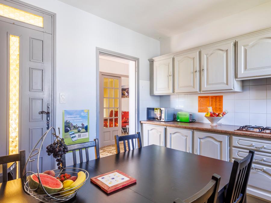 Gîte 8 personnes - Gîte Les Oliviers 80m² Premium (2ch - 8pers) + LV + Terrasse + Jardin 0