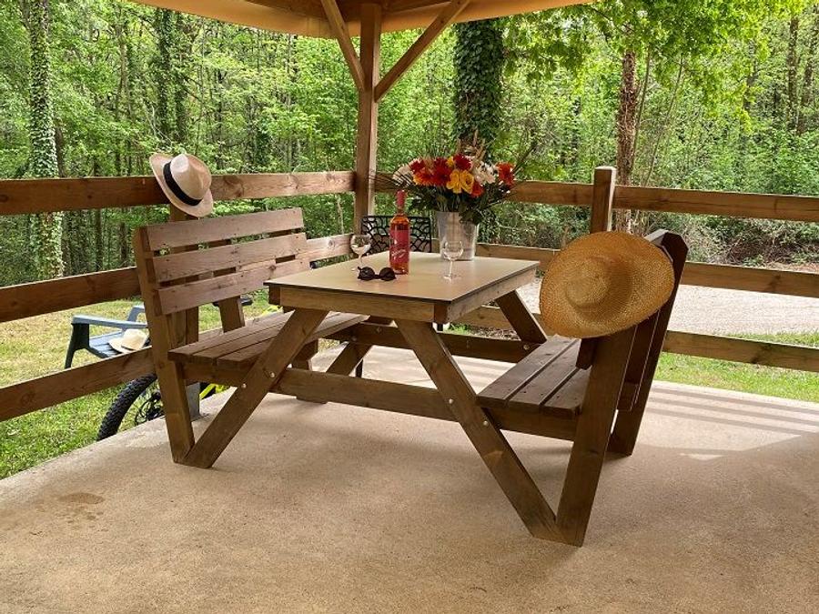 Gîte 4 personnes - Cottage LA GARIOTTE - 4 personnes - 2 chambres - Climatisé - Télévision - Lave-vaisselle - D 10