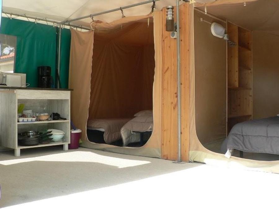 Tente 5 personnes - TRAPPEUR (sans sanitaires) 1