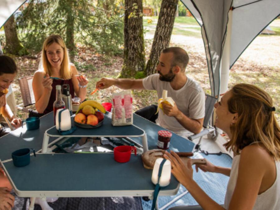 Tente 6 personnes - Prêt a camper (sans sanitaire) 0