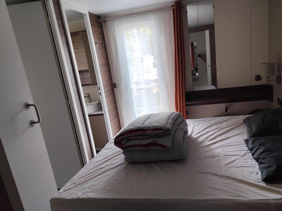 Mobilhome 6 personnes - Mobil home Grand confort avec TV - Tulipe 7