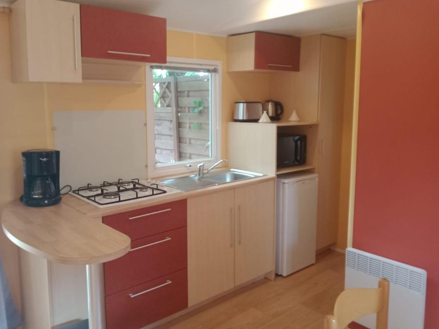 Mobilhome 6 personnes - Mobilhome Standard 22-28m² - 2 chambres - terrasse couverte + TV* 4/6 pers 3