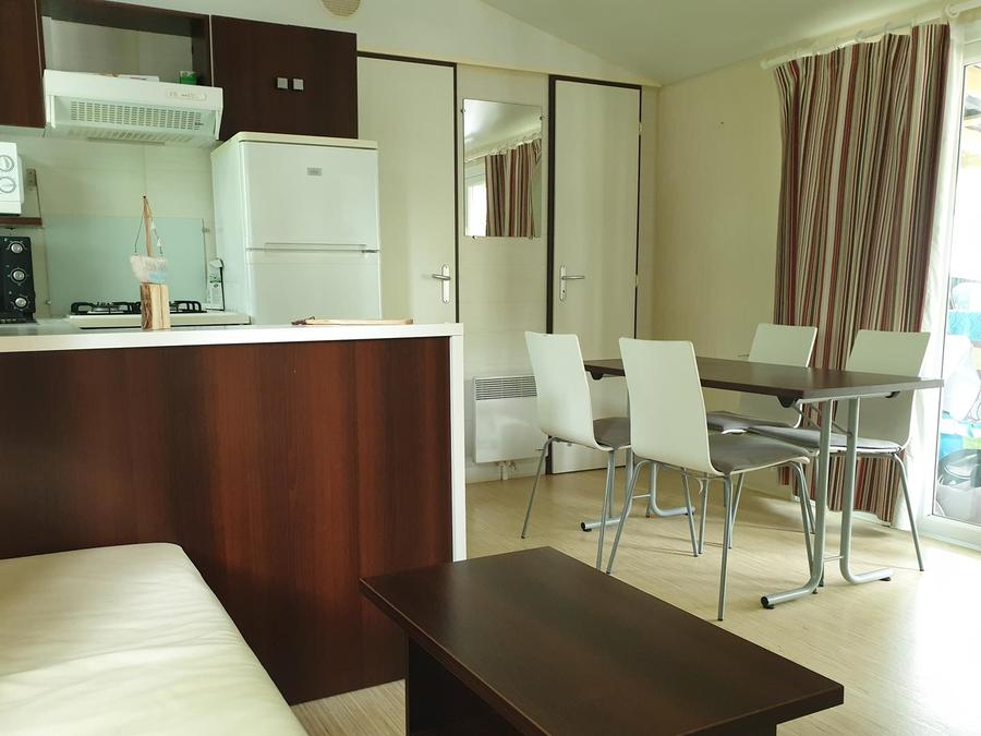 Mobilhome 6 personnes - Mobilhome Confort 22-28m² - 2 chambres - terrasse couverte + TV* 4/6 pers 2