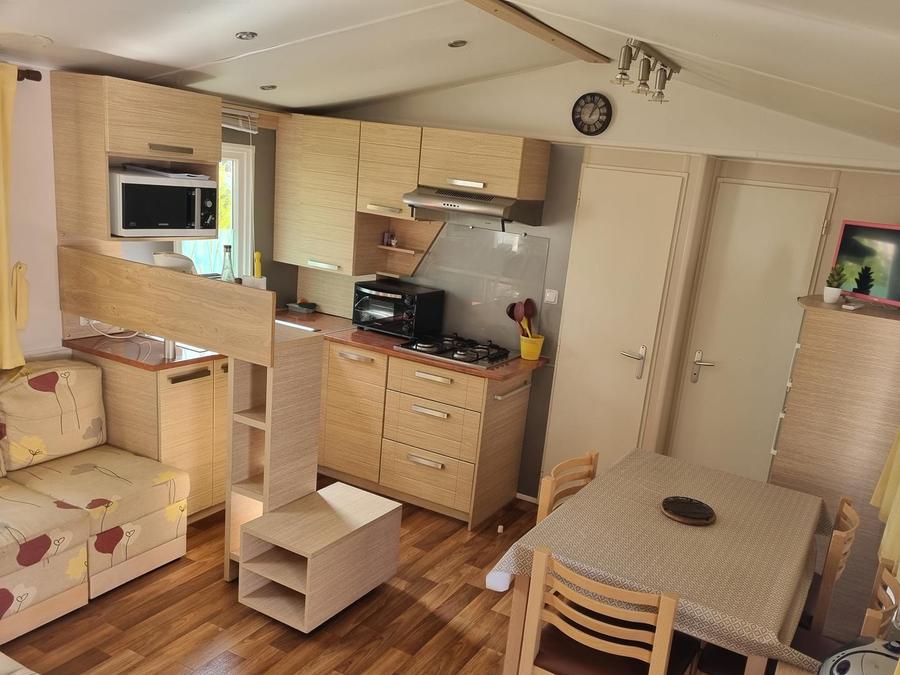 Mobilhome 6 personnes - Mobilhome Confort 22-28m² - 2 chambres - terrasse couverte + TV 4/6 pers 4