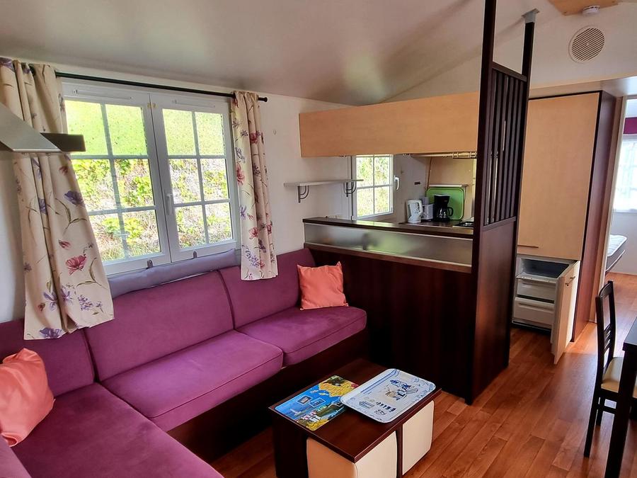 Mobilhome 6 personnes - Mobilhome Premium 22-28m² - 2 chambres + TV + Terrasse couverte & draps jetables fournis 4/6 pers 2