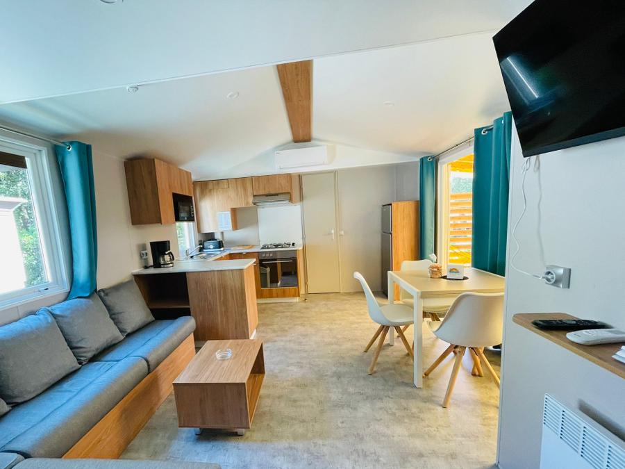 Mobilhome 8 personnes - Mobilhome Premium 30-40m² - 3 chambres + TV + Terrasse couverte & draps jetables fournis* 6/8 pers 2