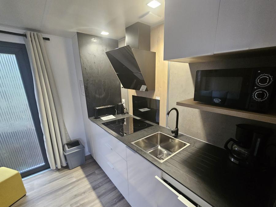 Mobilhome 8 personnes - Mobilhome Premium 30-40m² - 3 chambres + TV + Terrasse couverte & draps jetables fournis* 6/8 pers 14