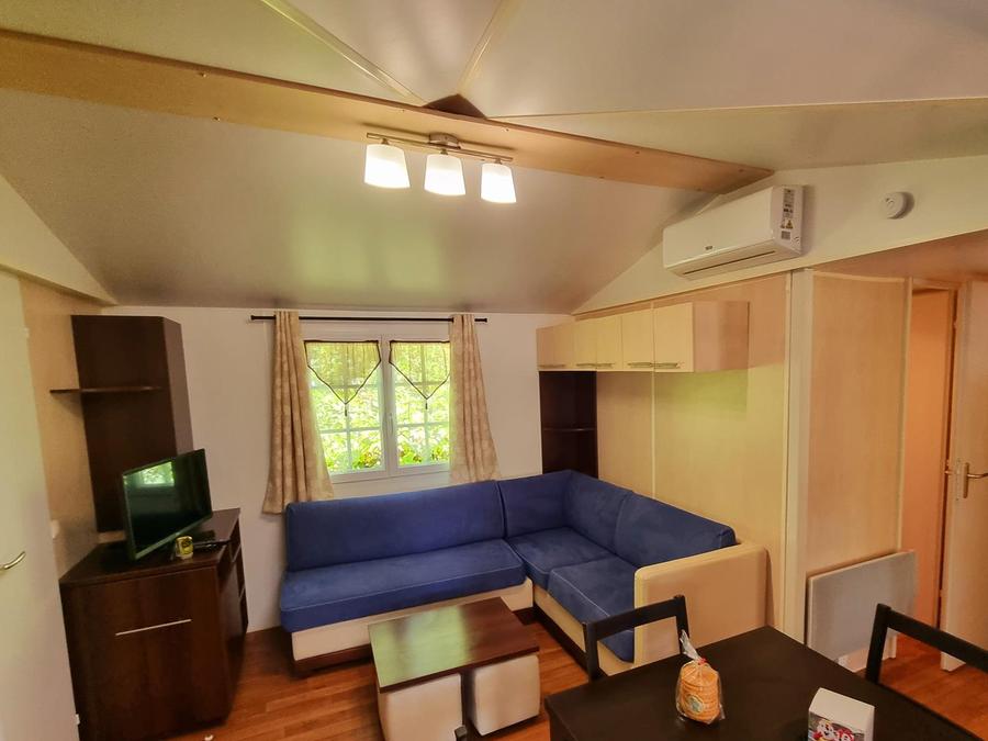 Mobilhome 6 personnes - Mobilhome Premium 22-28m² - 2 chambres + TV + Terrasse couverte & draps jetables fournis* 4/6 pers 4