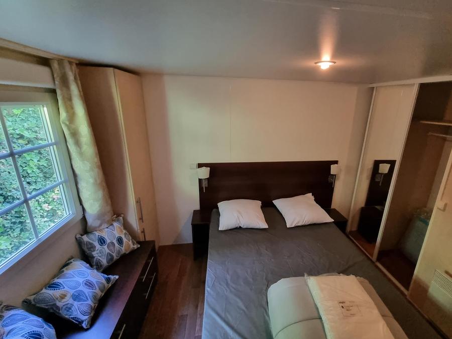 Mobilhome 6 personnes - Mobilhome Premium 22-28m² - 2 chambres + TV + Terrasse couverte & draps jetables fournis* 4/6 pers 7
