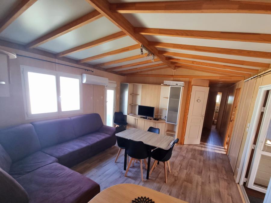 Chalet 6 personnes - Chalet 58m² - 3 chambres - 2 salles de bains - terrasse couverte + Clim + TV + LV + four* 6 pers 8