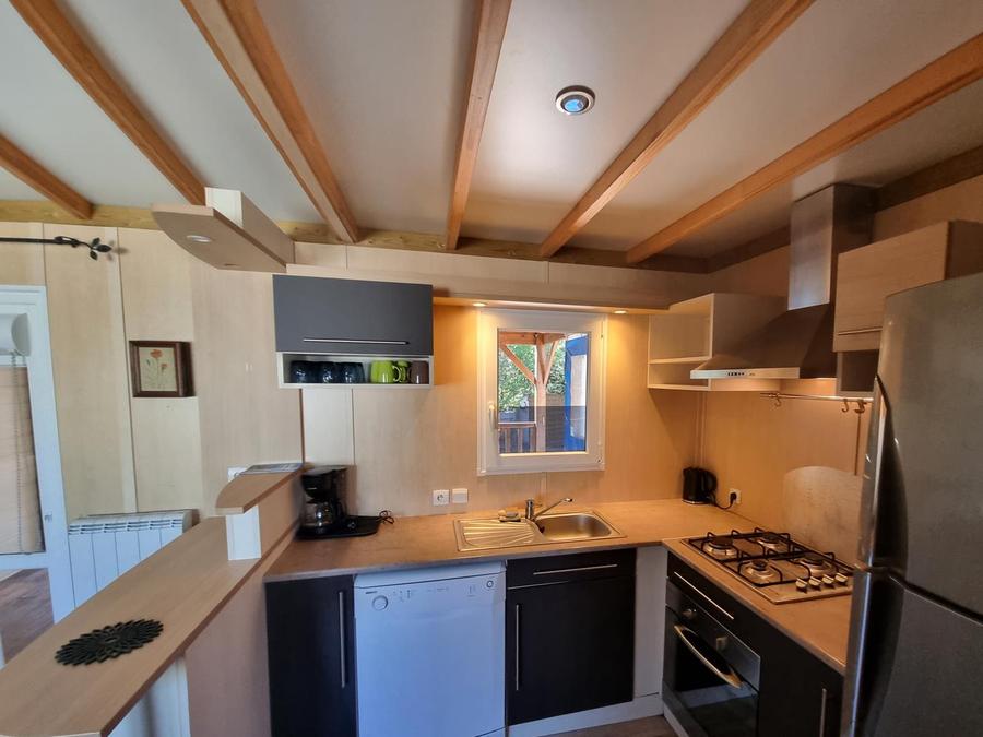 Chalet 6 personnes - Chalet 58m² - 3 chambres - 2 salles de bains - terrasse couverte + Clim + TV + LV + four* 6 pers 4