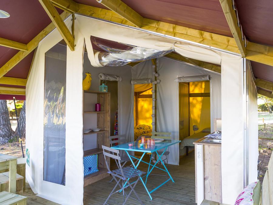 Bungalow toilé 5 personnes - FREEFLOWER - sans sanitaires 30 m² 1