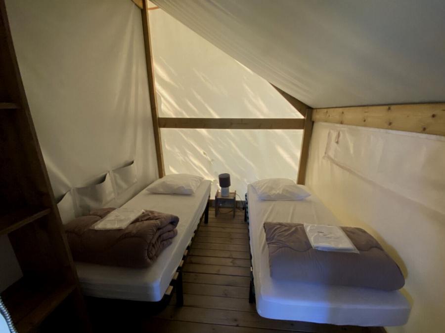 Tente en toile et en bois 4 personnes - Lodge tente - sans sanitaire 4