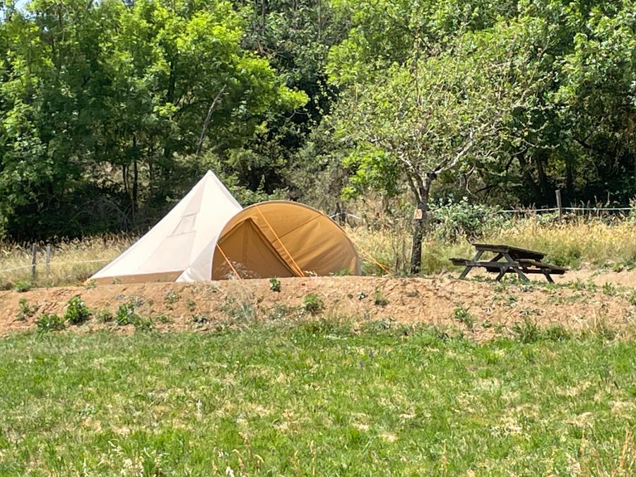 Tente 4 personnes - Tipi équipée 0