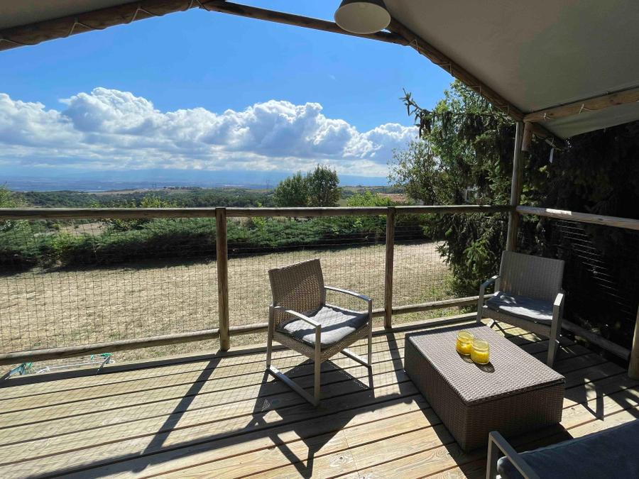 Tente en toile et en bois 4 personnes - Lodge équipée 1