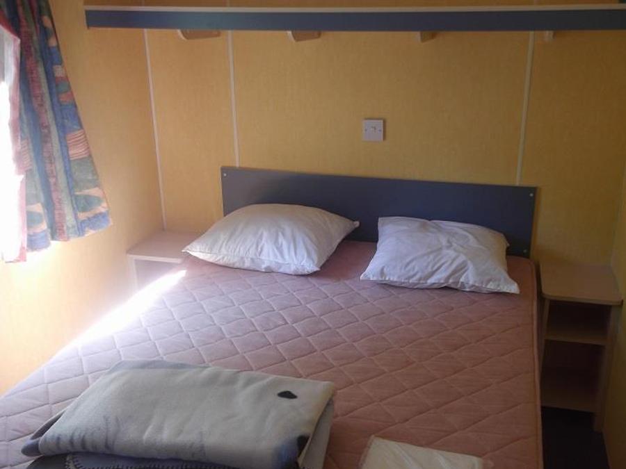 Mobilhome 5 personnes - Mobil-Home BLUE-BIRD : 2 Chambres - 2 ads + 3 enfts - Grand Réfrigérateur - Terrasse 2/5 pers 1