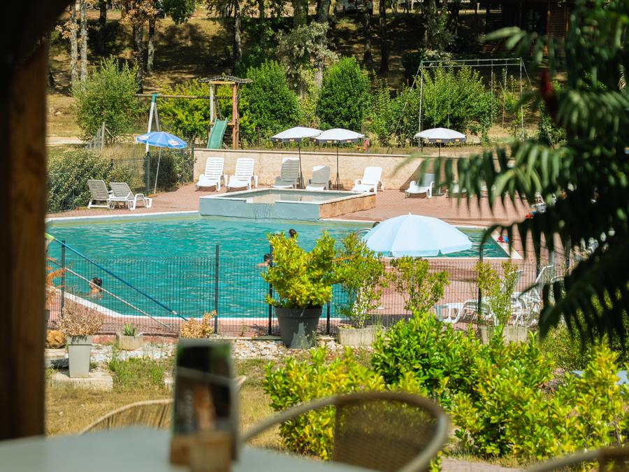 Chalet 4 personnes - Chalet premium 2 chambres 2 salles de bains face a l'etang 1/4 pers 33