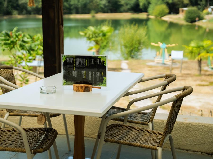 Chalet 4 personnes - Chalet premium 2 chambres 2 salles de bains face a l'etang 1/4 pers 32