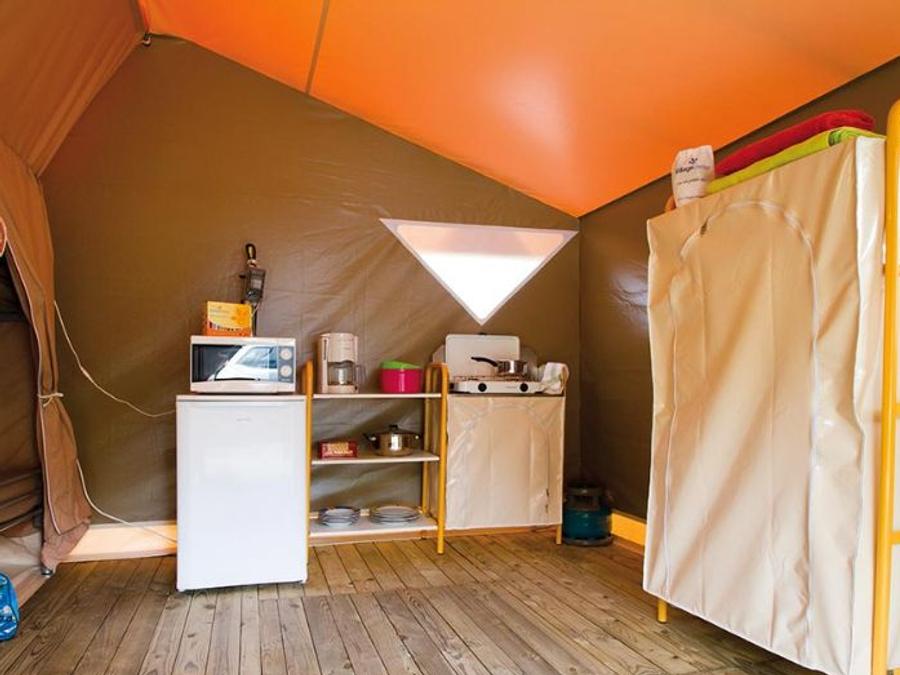 Bungalow toilé 4 personnes - 2 chambres 20m² - sans sanitaires 2