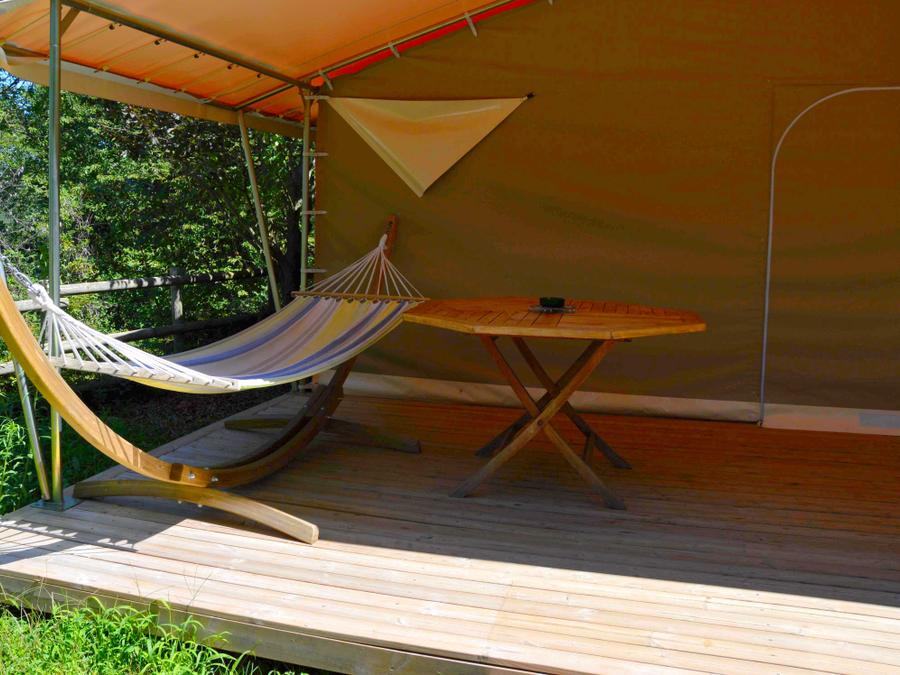 Insolite 4 personnes - LODGE Canada (sans sanitaires) 4 personnes 1
