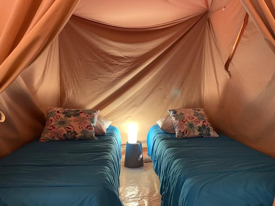 Tente en toile et en bois 4 personnes - LODGE VIVARAIS bord de rivière (sans sanitaires) 5