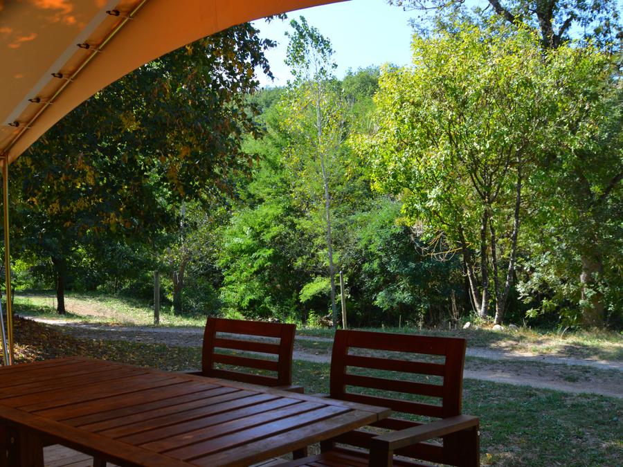 Tente en toile et en bois 4 personnes - LODGE VIVARAIS bord de rivière (sans sanitaires) 6