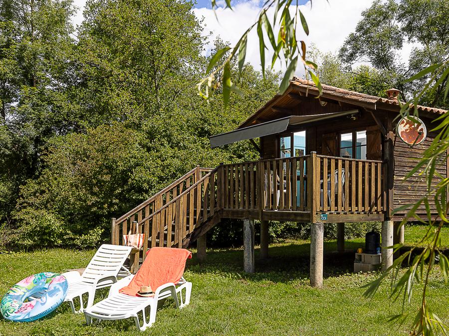 Hébergement 4 personnes - Chalet sur pilotis - 2 chambres - Bord de rivière 5