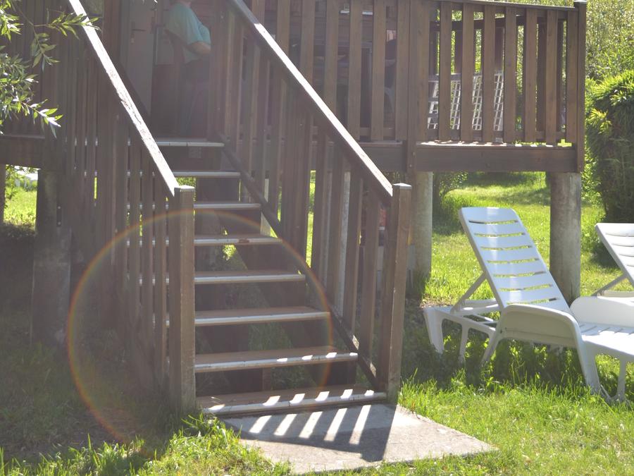 Hébergement 4 personnes - Chalet sur pilotis - 2 chambres - Bord de rivière 0