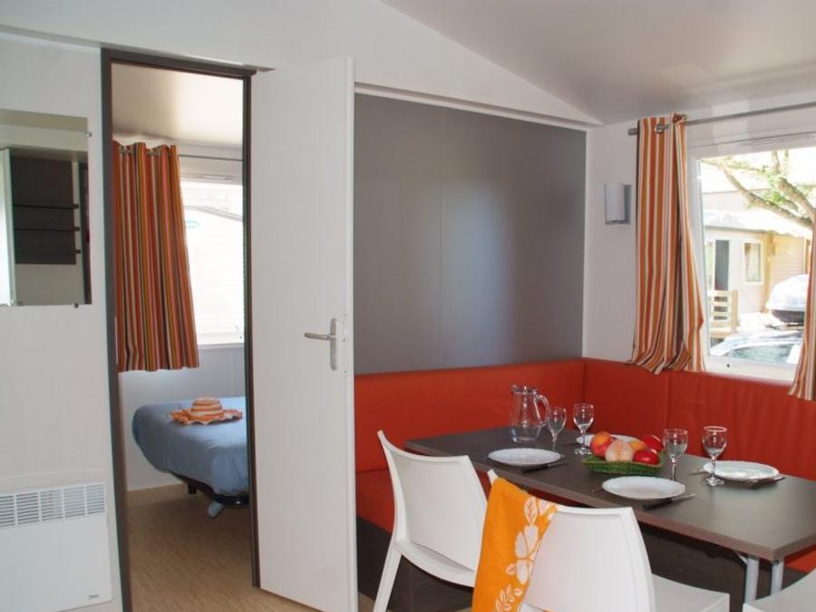 Mobilhome 4 personnes - Mobil-home Confort 27m² 2 chambres + terrasse couverte - sans tv-sans clim 4 pers 3