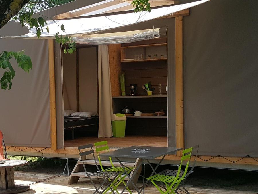 Bungalow toilé 4 personnes - Bungalow Maori Confort 17m² 2 chambres - (sans sanitaires- sans eau) 2/4 pers 0