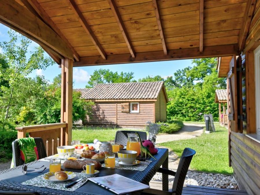 Chalet 5 personnes - Chalet Premium 35m² 2 chambres + terrasse couverte + climatisation + TV + LV 5 pers 1