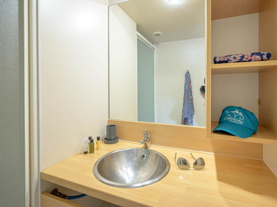 Chalet 5 personnes - Chalet Premium 35m² 2 chambres + terrasse couverte + climatisation + TV + LV 5 pers 5