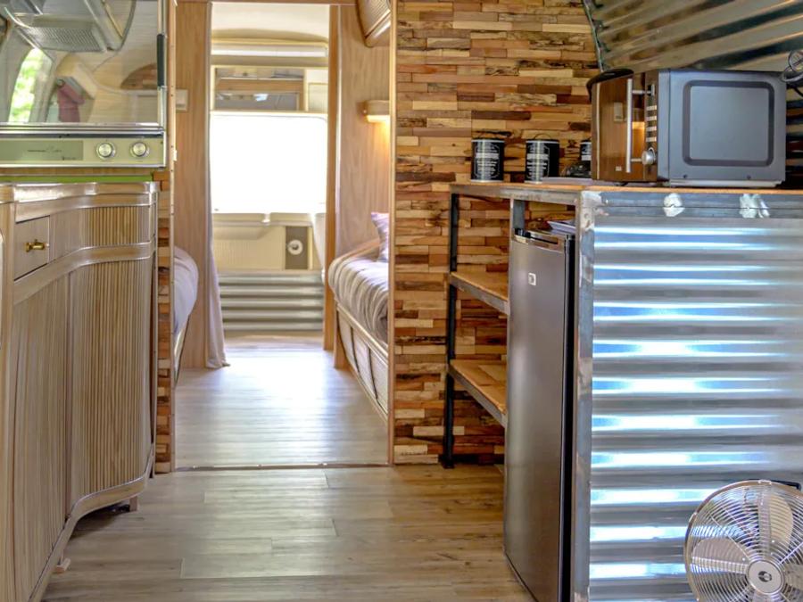 Caravane 2 personnes - Caravane américaine Airstream avec Spa Privé sur terrasse couverte 2 pers 5
