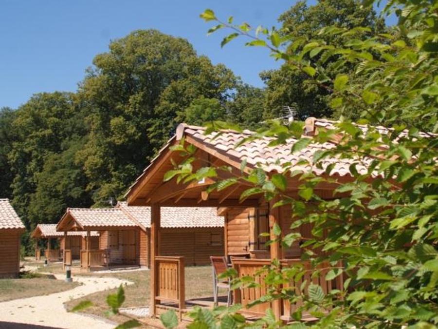 Chalet 4 personnes - Chalet PMR Confort 35m² 2 chambres + terrasse couverte + TV + clim 4 pers 0