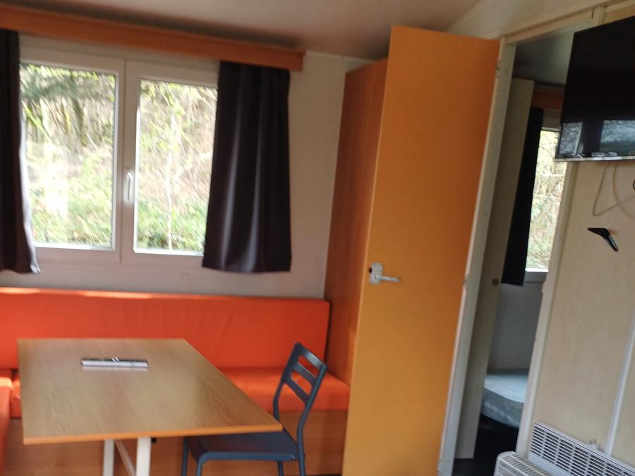 Mobilhome 4 personnes - 2 chambres 1