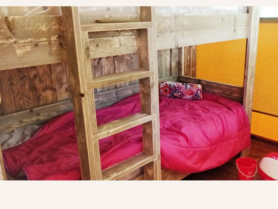 Tente en toile et en bois 4 personnes - LODGE LUXE BORD DE RIVIERE 6