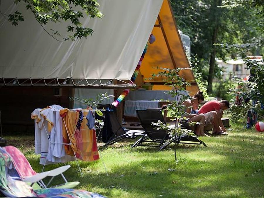 Tente en toile et en bois 4 personnes - Amazone (pas de sanitaires) 4