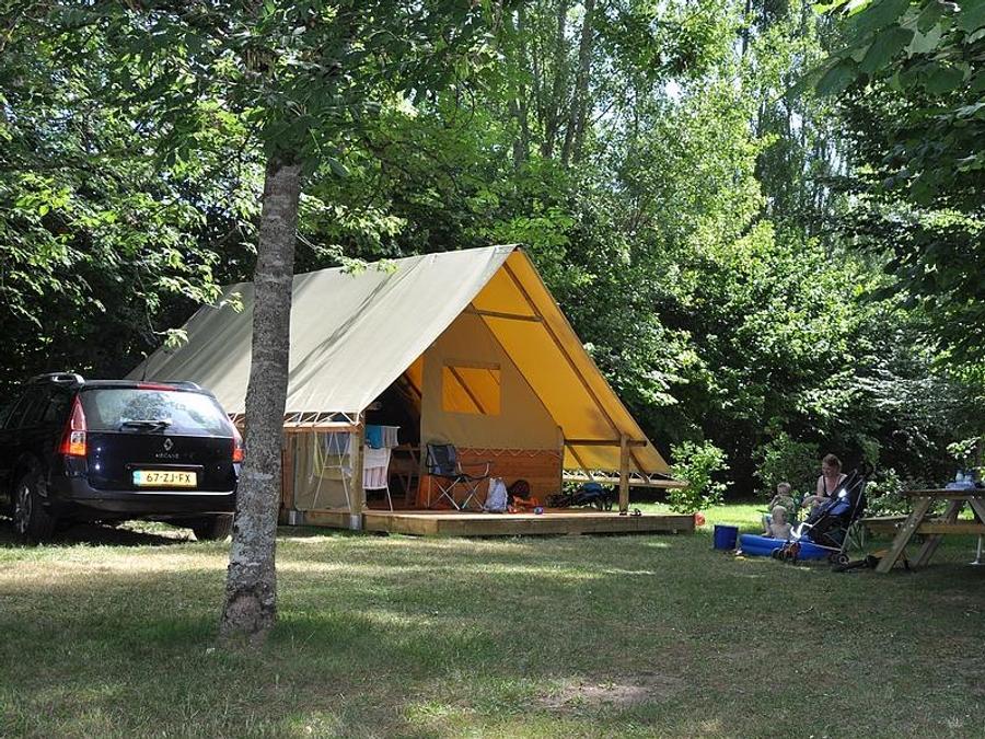 Tente en toile et en bois 4 personnes - Amazone (pas de sanitaires) 0