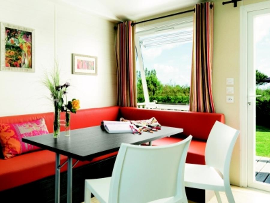 Mobilhome 4 personnes - Le Chêne (2 chambres) + grande terrasse + TV free WIFI* 2