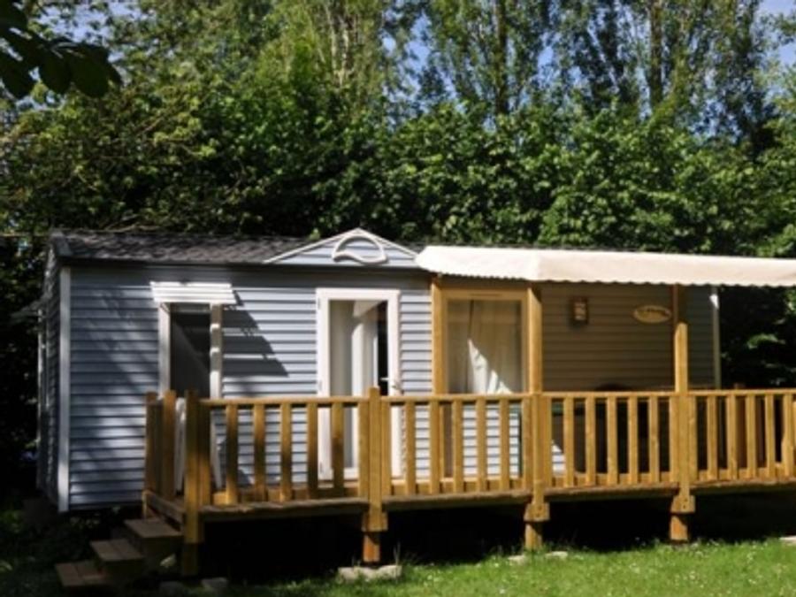 Mobilhome 4 personnes - Le Chêne (2 chambres) Arrivée Dimanche - BORD RIVIERE - Grande terrasse - TV - Free Wifi* 1