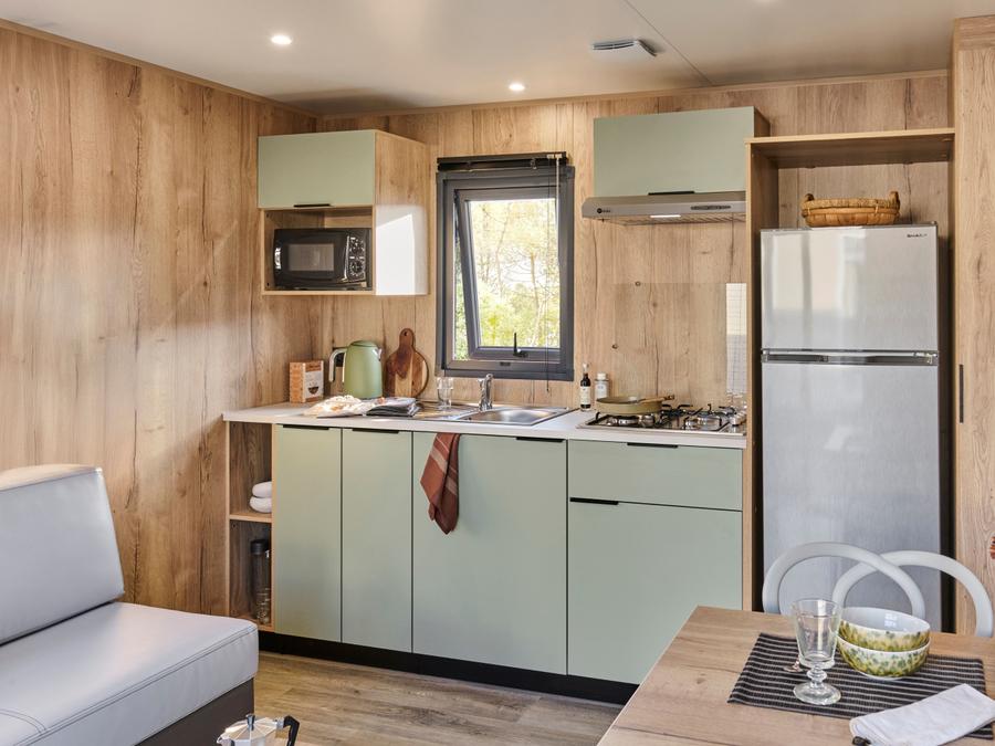 Mobilhome 4 personnes - Ecrin Vert Premium 32m² (2ch-4pers)+2SDB +terrasse semi-couverte 17m² + LV + CLI 1