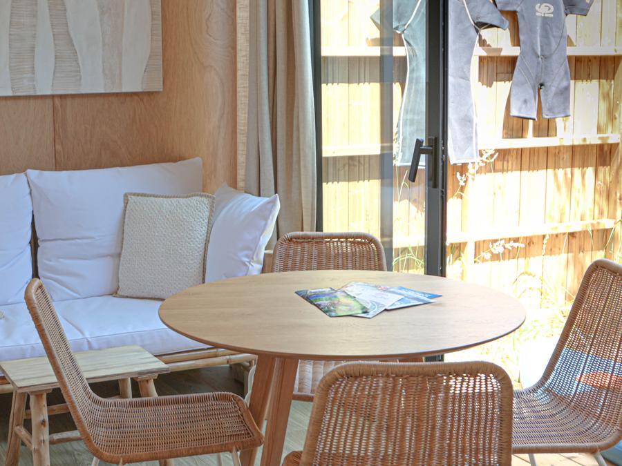Mobilhome 4 personnes - Cabane Spa Premium 33m² (2 chambres) + terrasse couverte + TV + LV + Plancha + Draps + Serviettes 8
