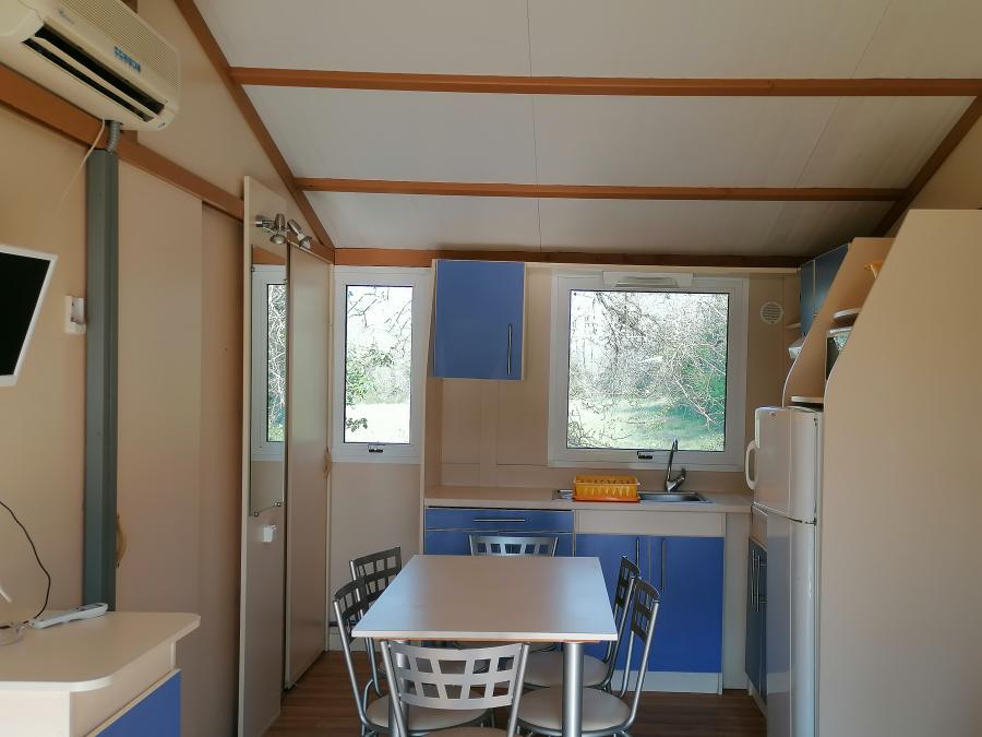 Chalet 7 personnes - N° 27 avec canapé 1